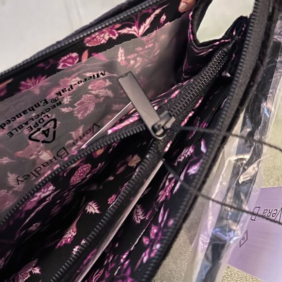 Vera Bradley NWT Iconic RFID Slim Wristlet - beautiful lining! - Picture 3 of 6